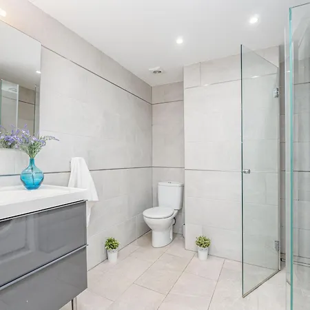 Agradable Y Moderno Duplex A 50 M De La Playa - Hisp-288-60 Ampuriabrava